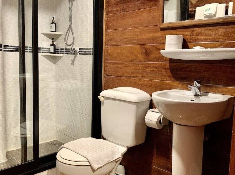 Номер Стандарт Трехместный, Riverhouse The Teak House