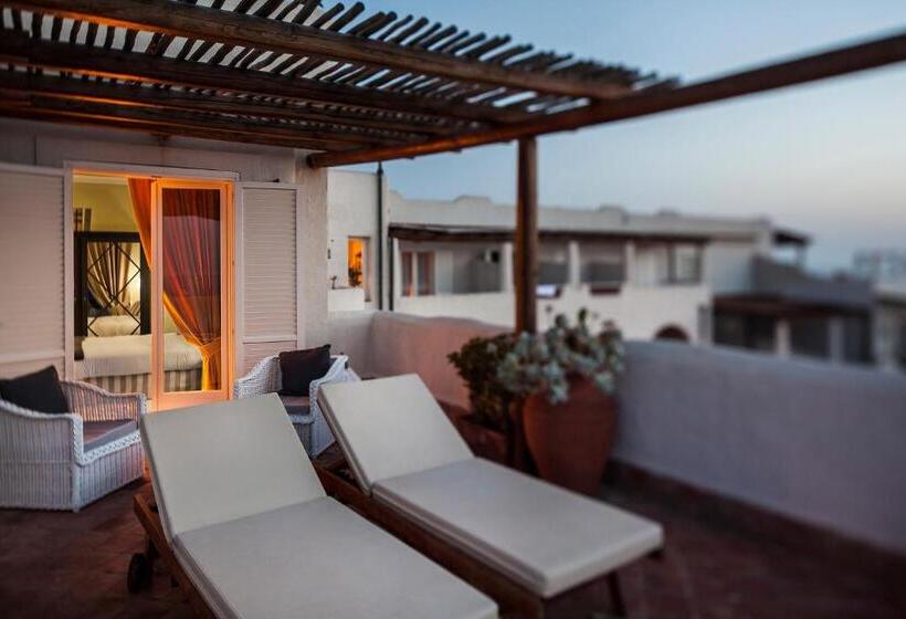 اتاق لوکس, Therasia Resort Sea And Spa   The Leading Hotels Of The World