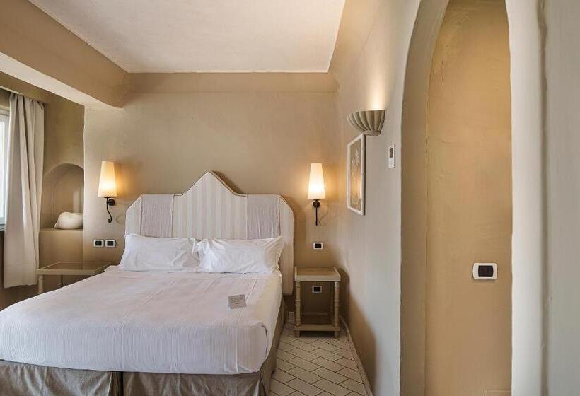 سوئیت با وان آب گرم, Therasia Resort Sea And Spa   The Leading Hotels Of The World