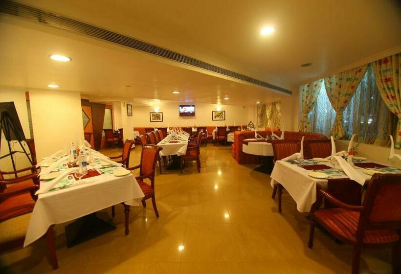 Номер Deluxe, Kallelys Park Inn, Chalakudy ,thrissur