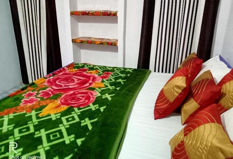 اتاق لوکس, Khajuraho Dreams Homestay