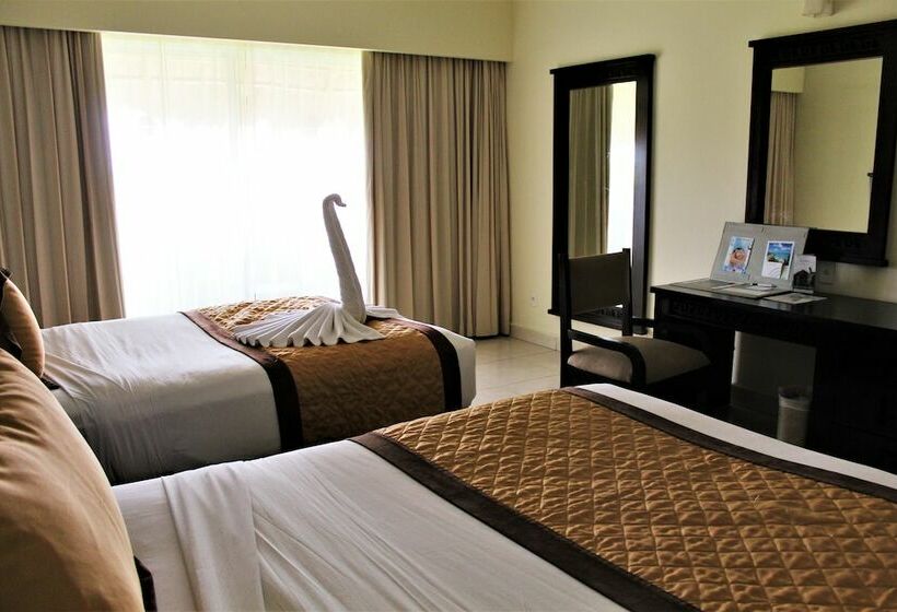 Quarto Deluxe Vista Mar Lateral, Bluebay Grand Esmeralda - All Inclusive