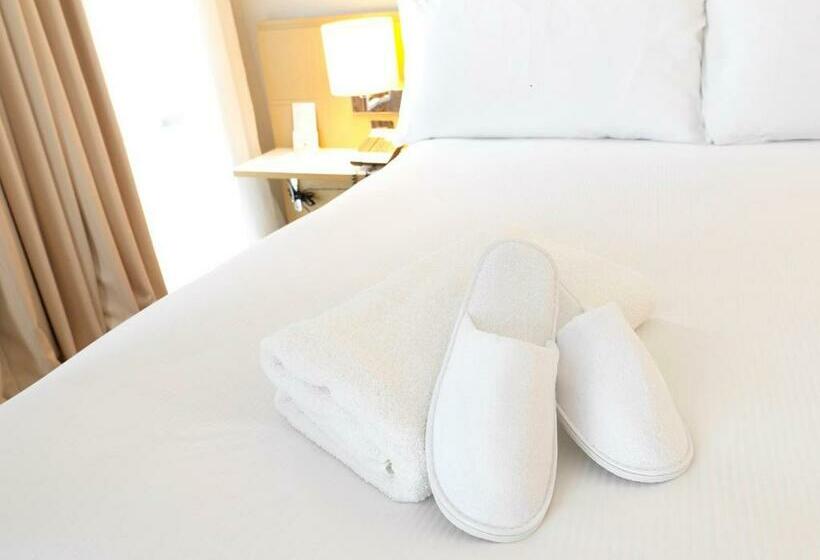 Номер Superior, Doubletree By Hilton  Manchester  Piccadilly