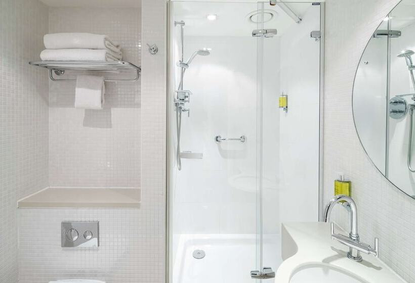 Номер Superior, Doubletree By Hilton  Manchester  Piccadilly