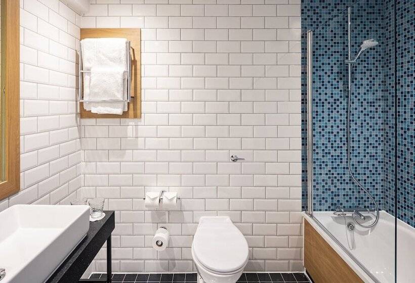 Номер Стандарт, Holiday Inn London   Gatwick Airport, An Ihg
