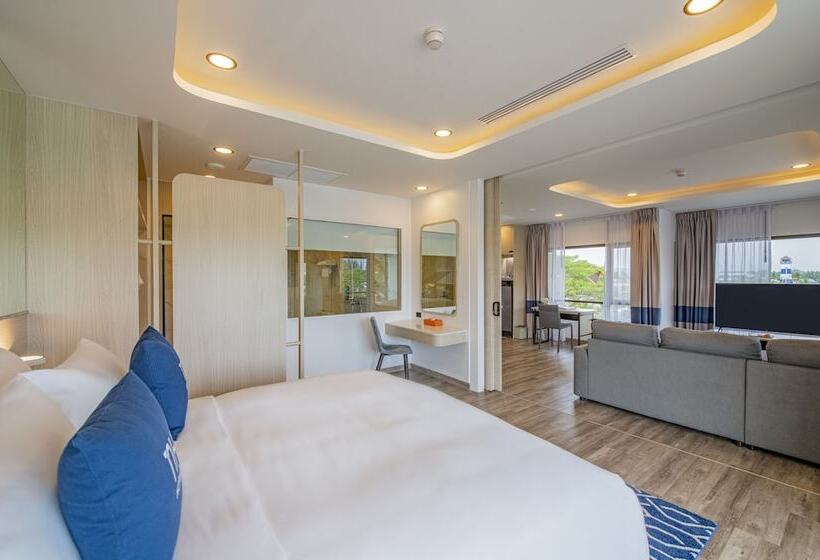 سوییت, NH Boat Lagoon Phuket Resort