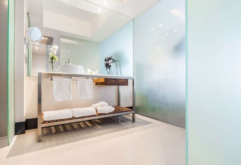 Номер Superior, NH Collection Mexico City Santa Fe