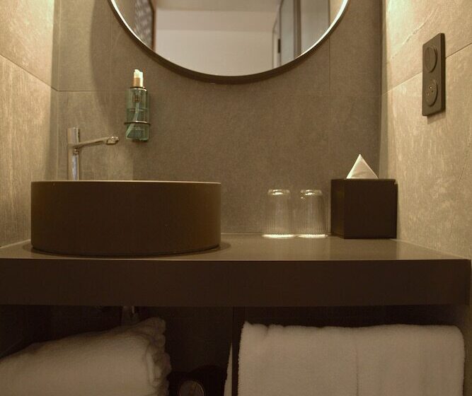 Номер Премиум, Paxton Paris Mlv