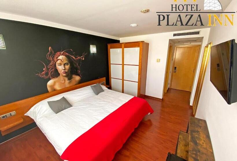 חדר סטנדרט, Plaza Inn