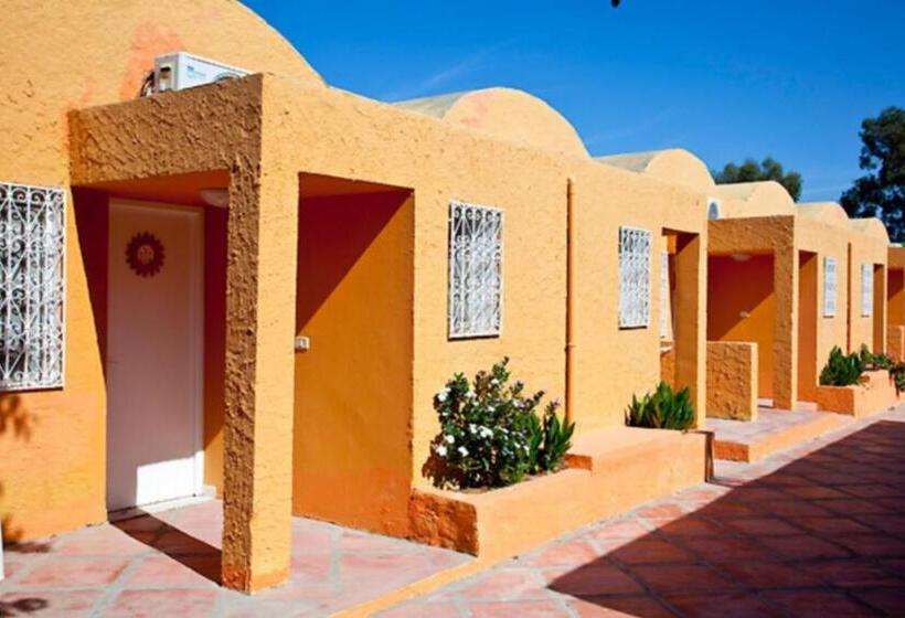 Четырехместный Номер Стандарт, Samira Club   Caters To Couples