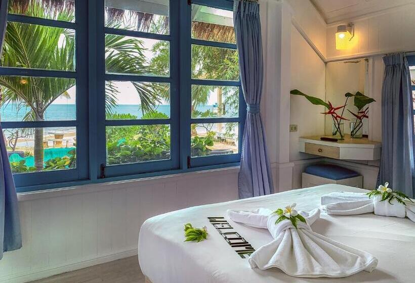 اتاق استاندارد با چشم‌انداز باغ, Sand Sea Beach Resort