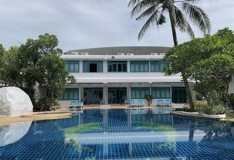 اتاق استاندارد با چشمانداز باغ, Sand Sea Beach Resort