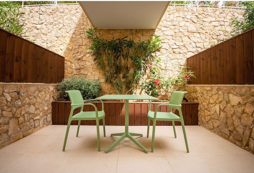 سوئیت راحتی, Vila Luz