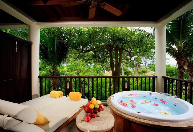 Номер Deluxe Вид на Сад, Centara Grand Beach Resort & Villas Krabi