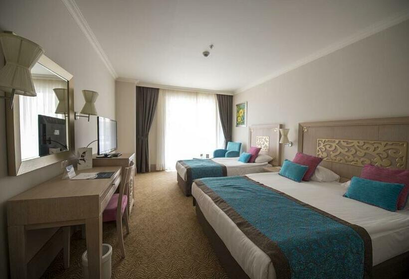 Triple Room Sea View, Crystal Family Resort & Spa   Ultimate All Inclusive