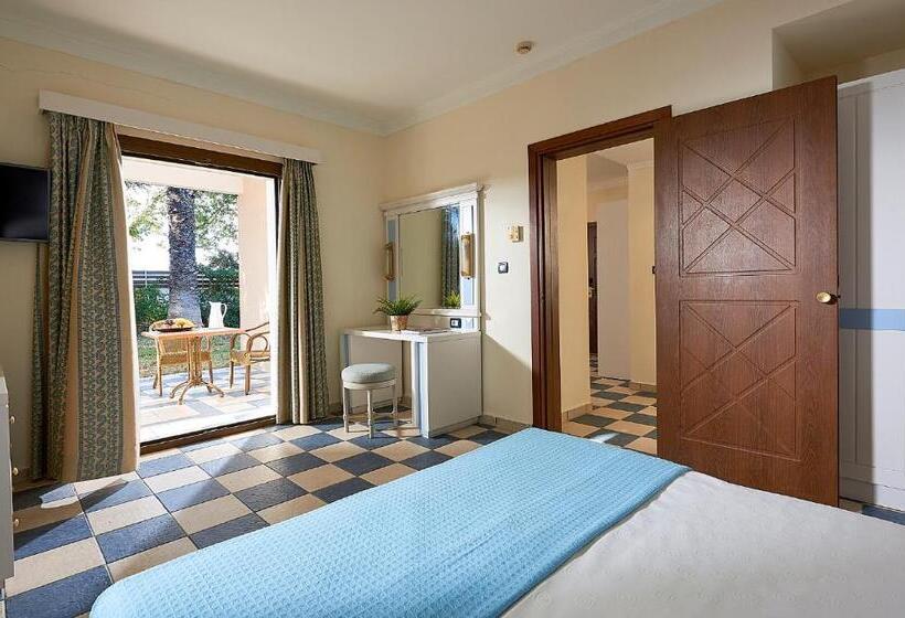 דירת חדר, Aldemar Olympian Village