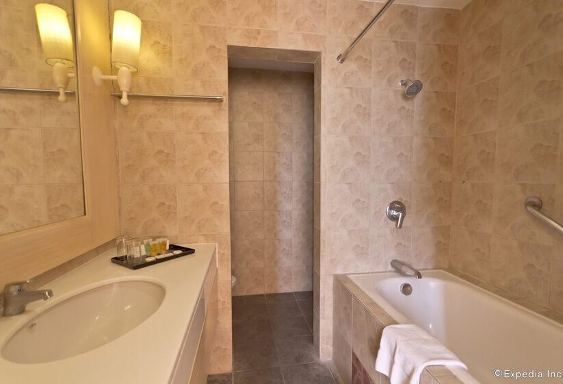 Президентский Люкс, Crown Regency Hotel And Towers