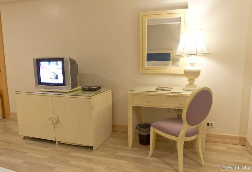 Президентский Люкс, Crown Regency Hotel And Towers