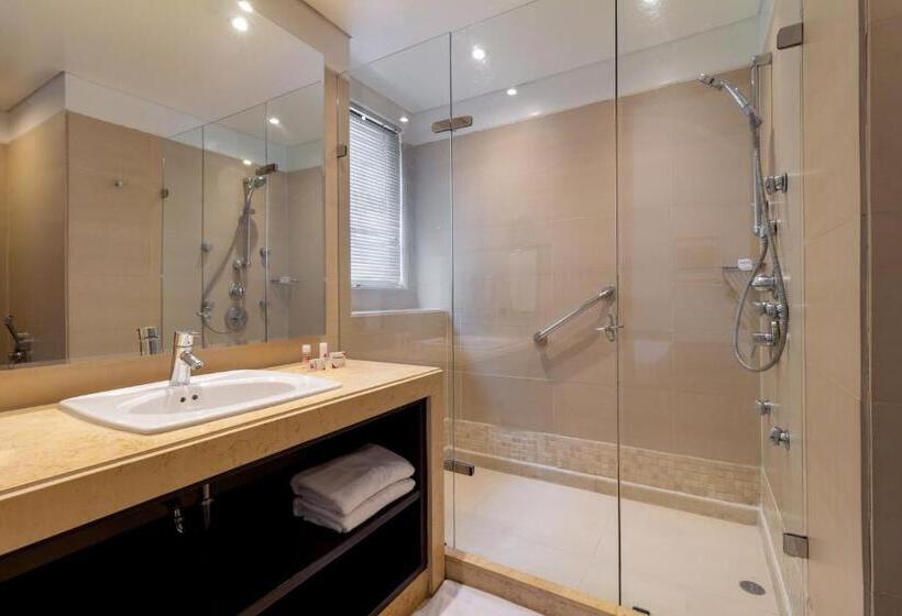 Номер Deluxe, Madisson Inn Luxury By Geh Suites