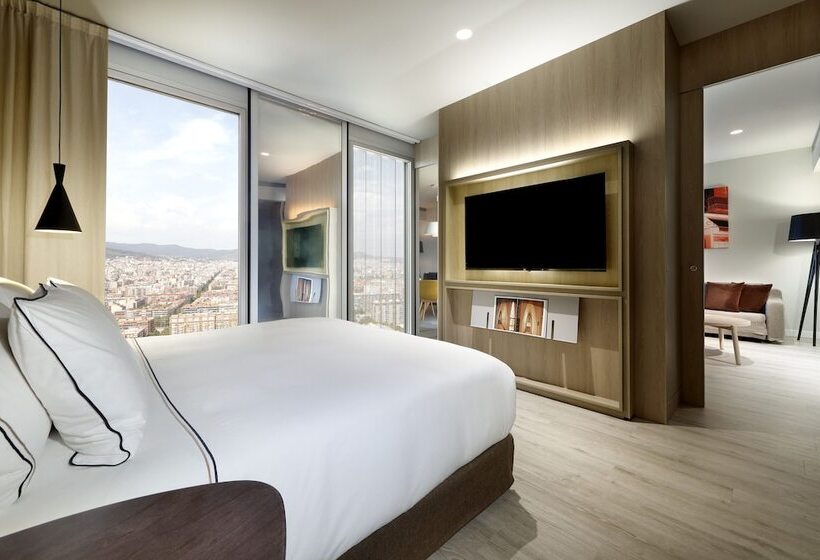 Полулюкс, Melia Barcelona Sky 4 Sup