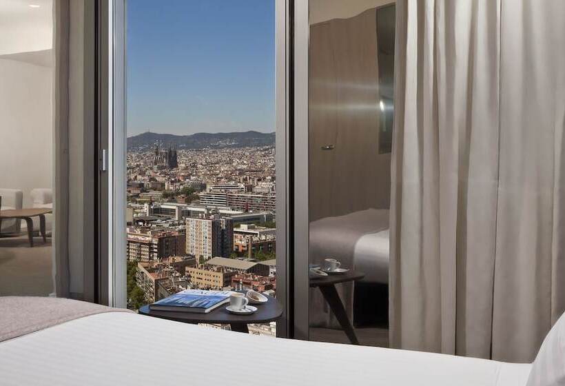 Полулюкс, Melia Barcelona Sky 4 Sup