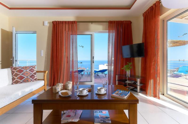 Апартаменты 1 Спальня, Nymphes Luxury Apartments