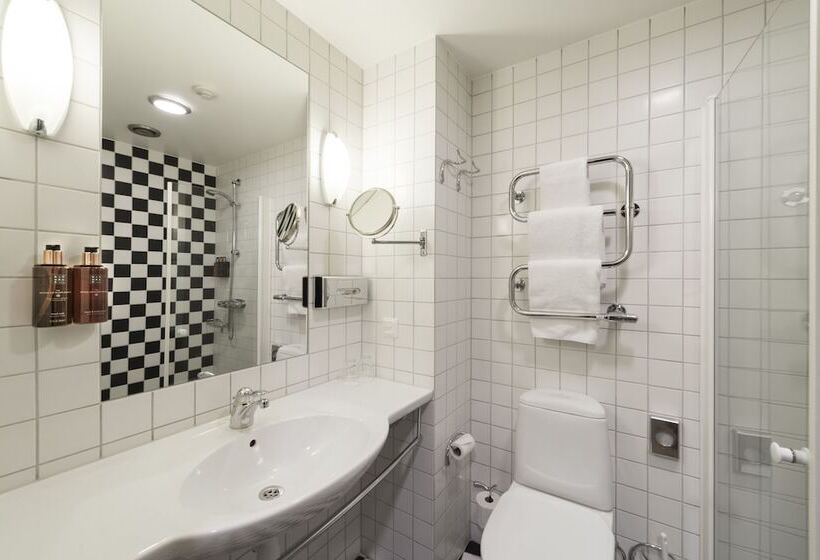 Номер Стандарт, Clarion Hotel örebro