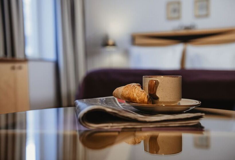 Номер Стандарт, Clarion Hotel örebro