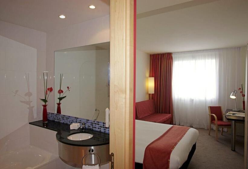Номер Стандарт, Holiday Inn Express Barcelona City 22@, An Ihg