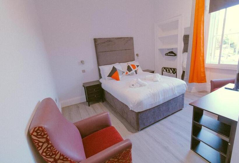 Номер Superior, Mayfield Suites