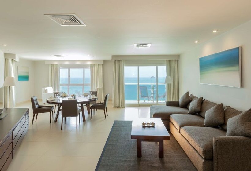 Люкс Вид на Море, Radisson Blu Resort Fujairah