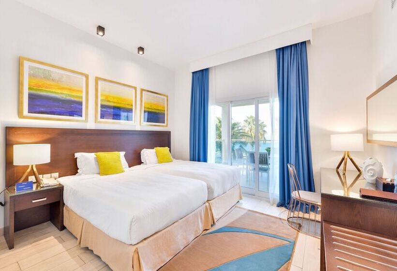 Люкс 3 Спальни, Radisson Blu Resort Fujairah