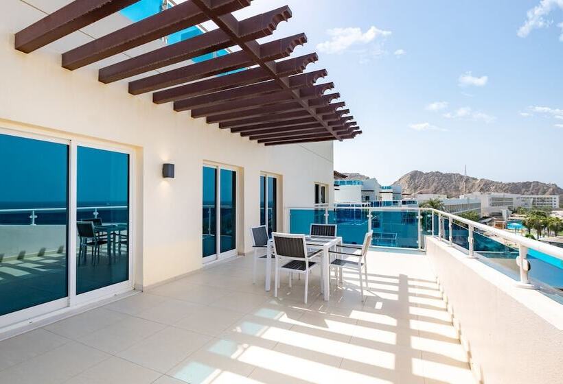 Люкс Вид на Море, Radisson Blu Resort Fujairah