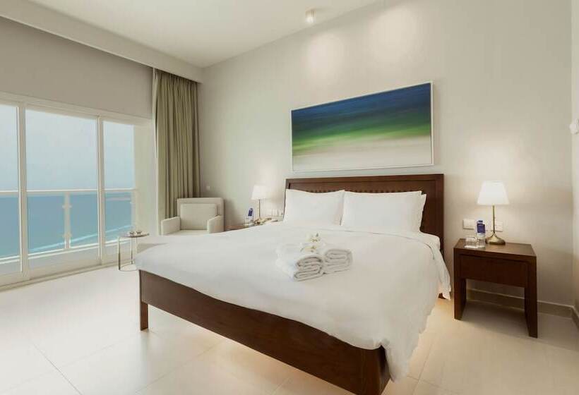 Полулюкс Вид на Море, Radisson Blu Resort Fujairah