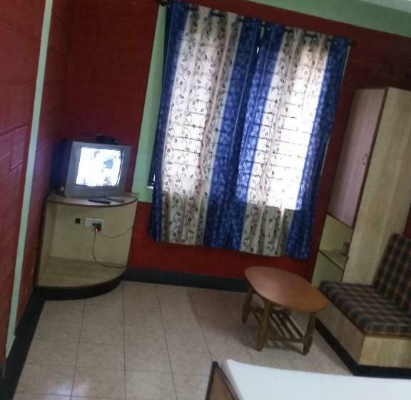 غرفة إقتصادية, Highland Residency
