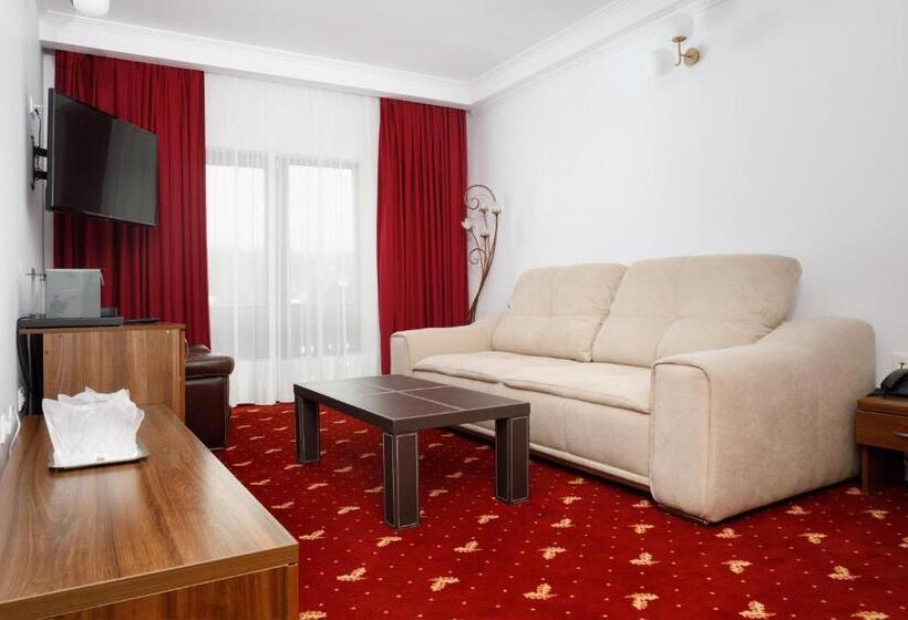 Студия Стандарт, Manor Ski