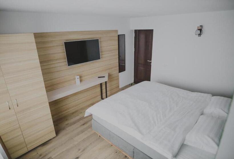 스탠다드 룸 킹사이즈 침대, Altitude Guest House Ranca
