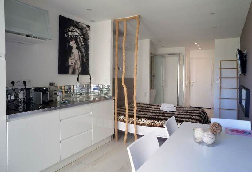 Студия Deluxe, Studio Village Naturiste Hôtel Restaurant Libertin Cap D Agde
