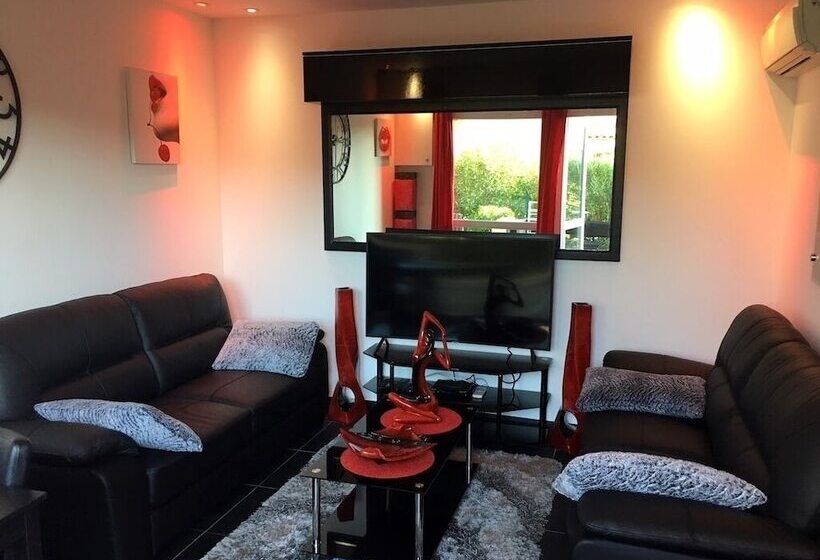 Апартаменты Deluxe 1 Спальня, Studio Village Naturiste Hôtel Restaurant Libertin Cap D Agde