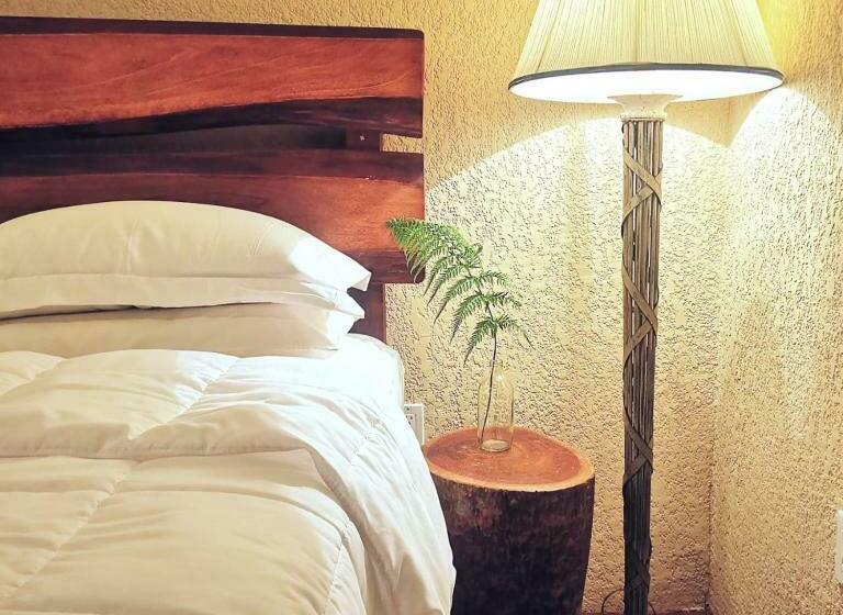 اتاق لوکس با تخت بزرگ, Vive Utila   Bed & Breakfast