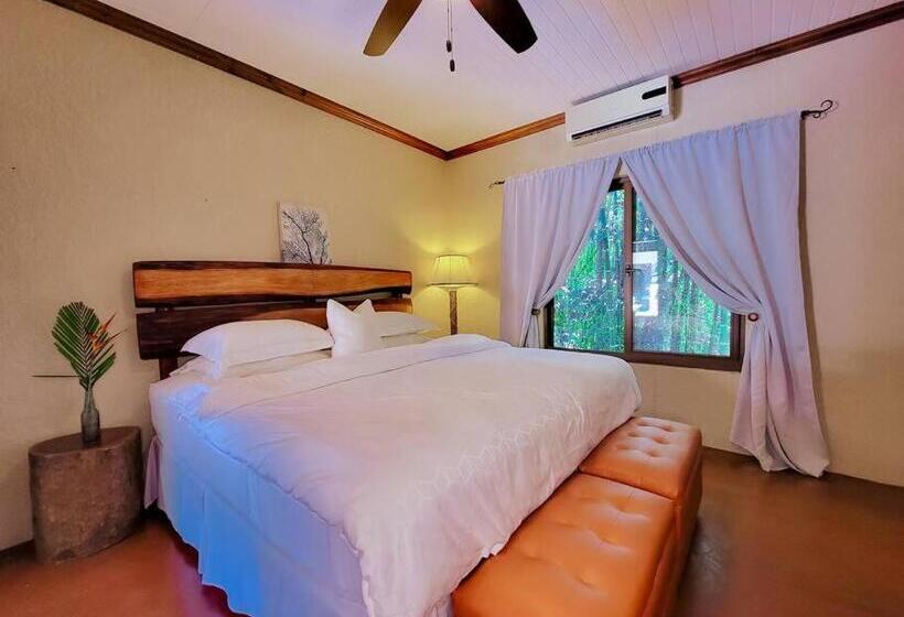 اتاق لوکس با تخت بزرگ, Vive Utila   Bed & Breakfast