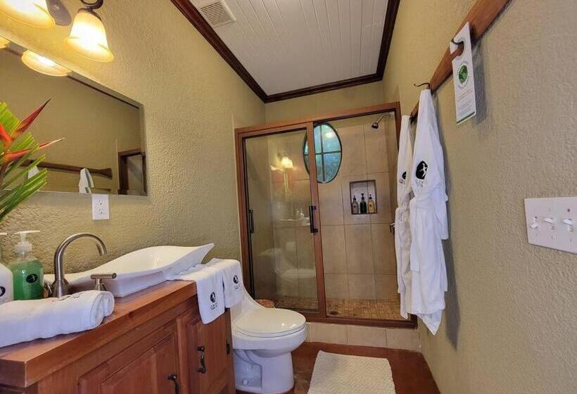 اتاق استاندارد با تخت بزرگ, Vive Utila   Bed & Breakfast