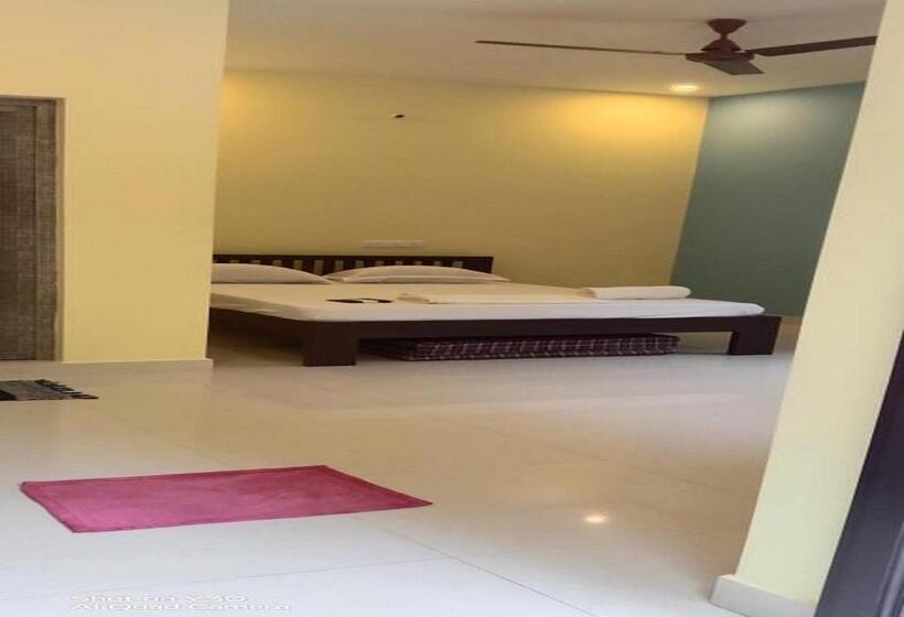 اتاق لوکس, Aashikha Farm House