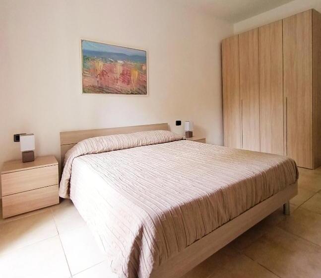 Апартаменты 1 Спальня Нижний Этаж, Residenza Casa Bianca