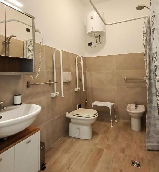 Апартаменты 1 Спальня Нижний Этаж, Residenza Casa Bianca