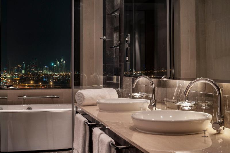 Люкс Клуб, Intercontinental Dubai Festival City, An Ihg