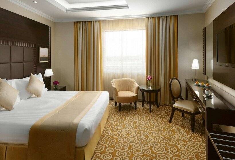 Номер Deluxe, Mövenpick Hotel Qassim
