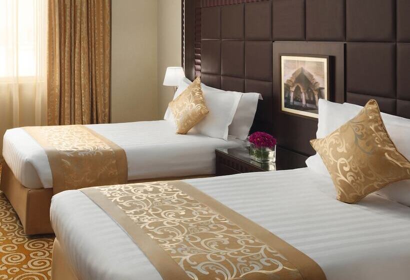 Люкс Повышенной Комфортности, Mövenpick Hotel Qassim