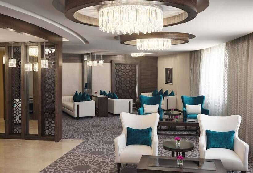 Люкс, Mövenpick Hotel Qassim