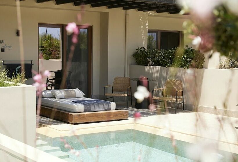 Люкс с Бассейном, Asterion Suites & Spa   Designed For Adults